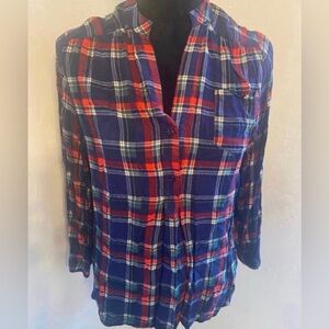 Women’s American Eagle Long Sleeve top (Size M)